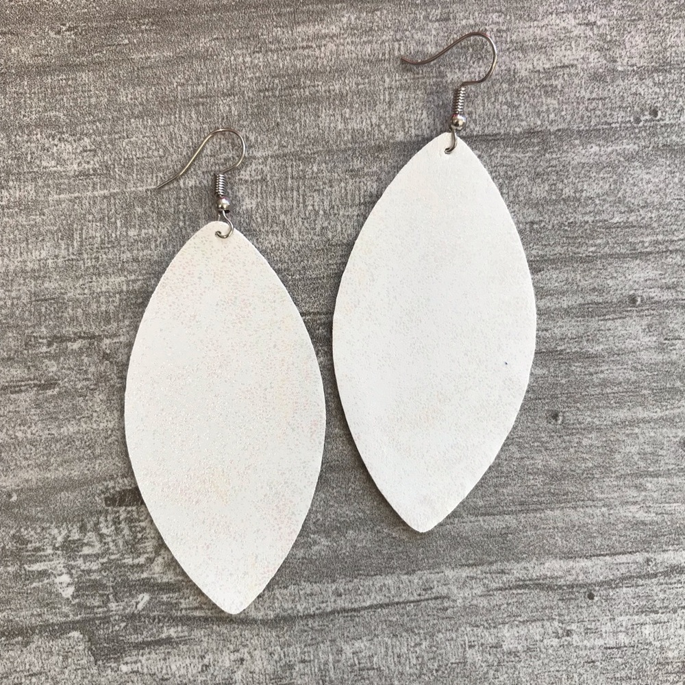🔵Handmade Thin Marquis Earrings